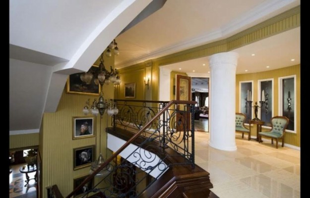 Eger Eladó Üzlethelyiség