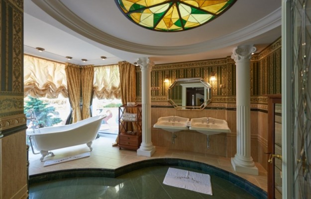 Eger Eladó Üzlethelyiség