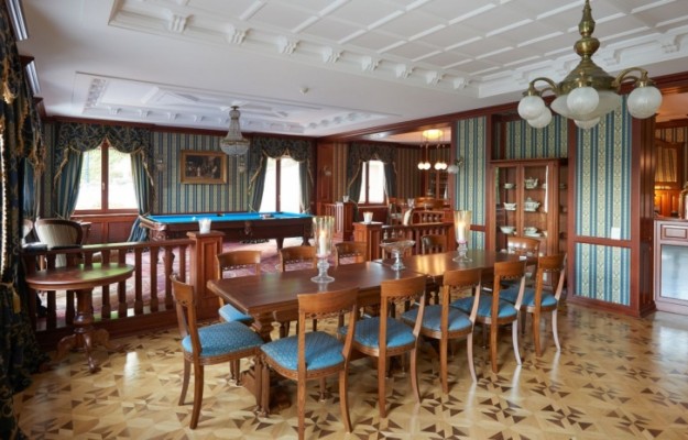 Eger Eladó Üzlethelyiség