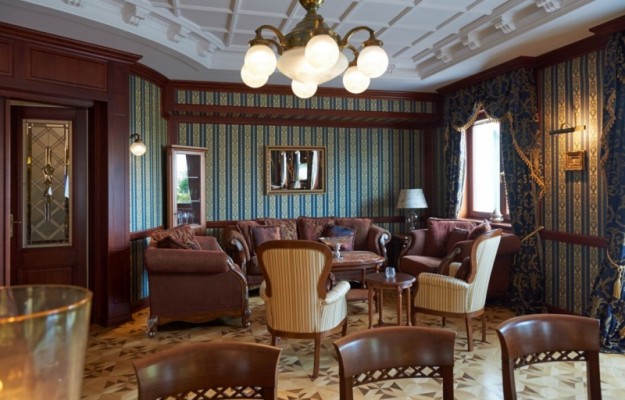 Eger Eladó Üzlethelyiség