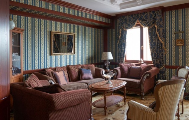 Eger Eladó Üzlethelyiség