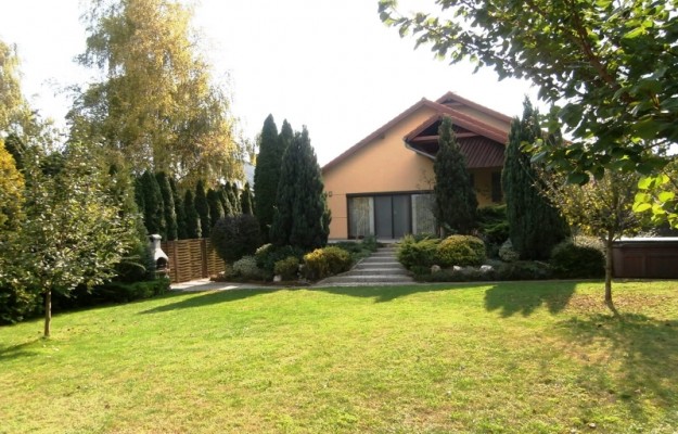 Zsámbék Eladó Ház