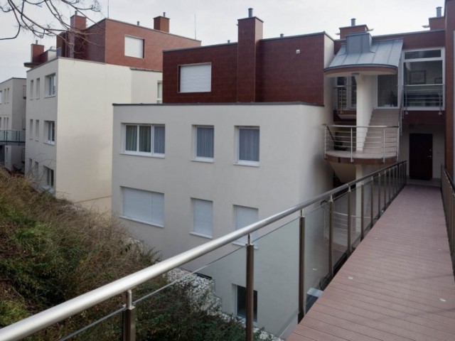 budapest_II_kerület_Rózsadomb_Villaparkban_eladó_lakás