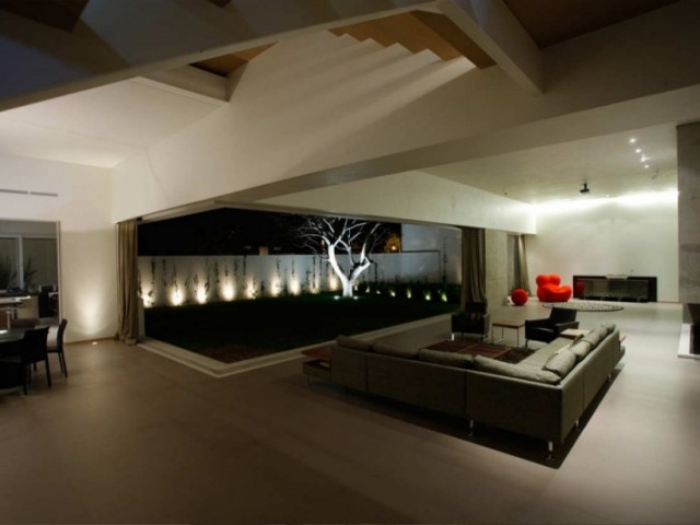 elado_luxus_villa_kiado_luxus_haz