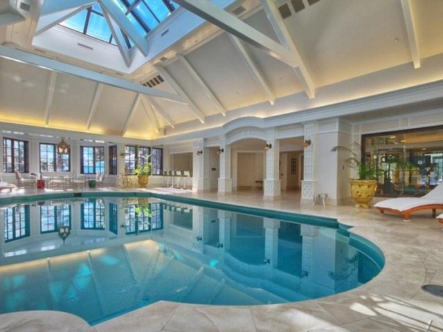 elado_luxus_villa_kiado_luxus_haz