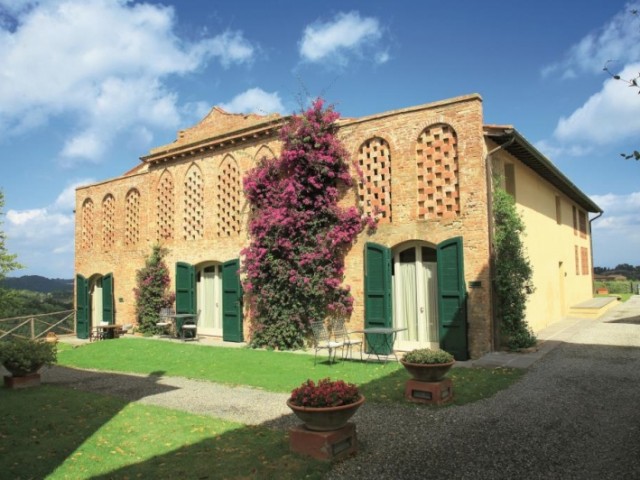 elado_kiado_luxus_csaladi_haz