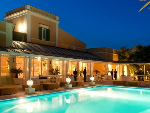 elado_kiado_luxus_csaladi_haz