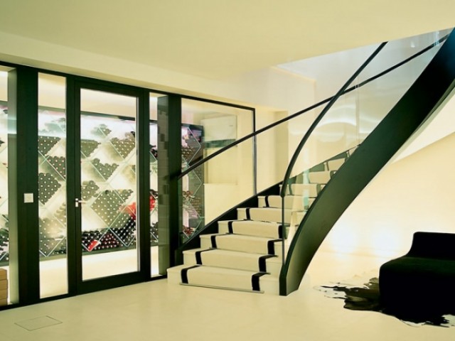 elado_kiado_luxus_csaladi_haz