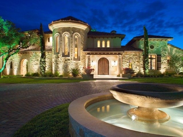 elado_luxus_villa_kiado_luxus_haz