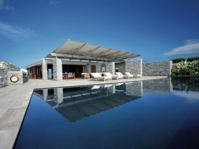 elado_kiado_luxus_csaladi_haz