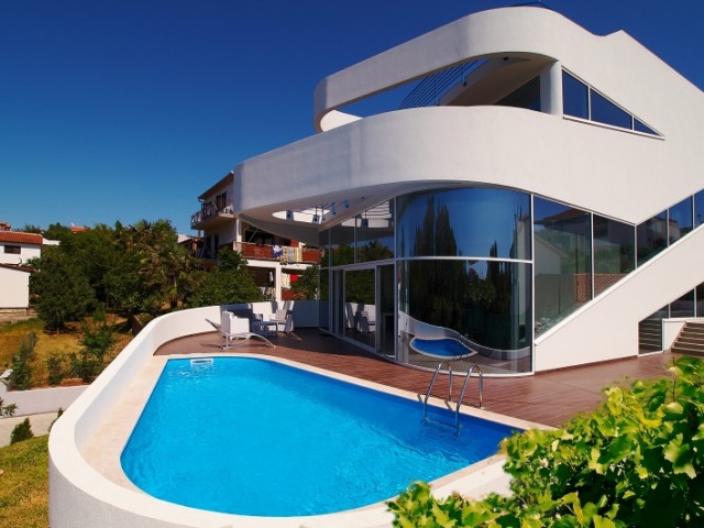 elado_luxus_villa_kiado_luxus_haz