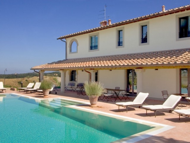 elado_kiado_luxus_csaladi_haz