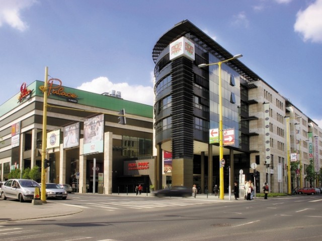 XII_budán_kiadó_luxus_lakas_mom_lakoparkban