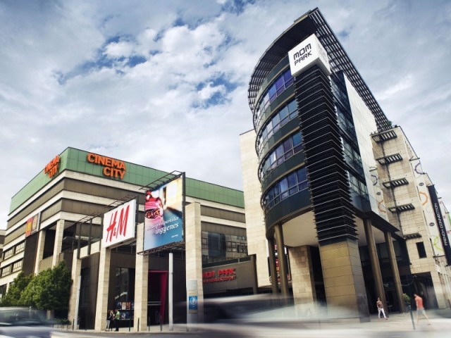 XII_budán_kiadó_luxus_lakas_mom_lakoparkban