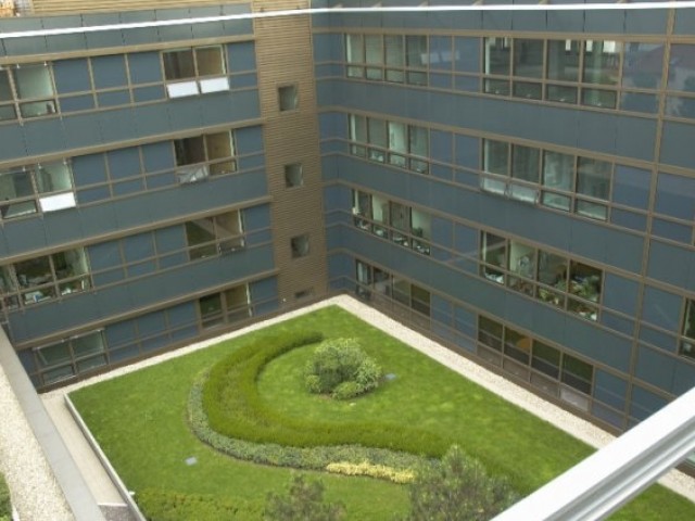 XII_budán_kiadó_luxus_lakas_mom_lakoparkban