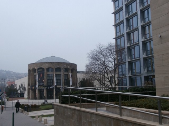 XII_budán_kiadó_luxus_lakas_mom_lakoparkban