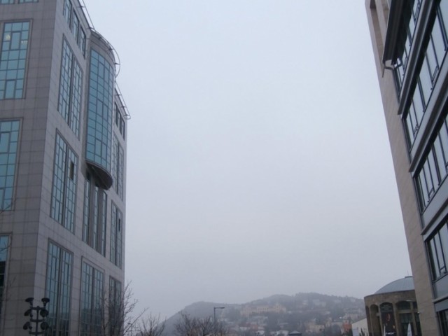 hegyvidek_XII_mom_bevasarlokozpont_mom_lakoparkban_elado