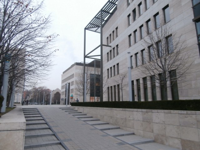 XII_budán_kiadó_luxus_lakas_mom_lakoparkban