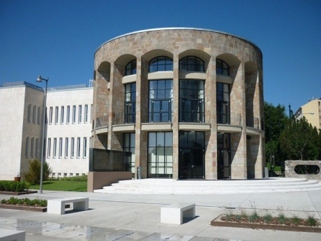 XII_budán_kiadó_luxus_lakas_mom_lakoparkban