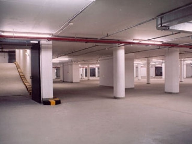 XIII_budapest_luxus_riverside_lakopark_kiado_luxuslakas