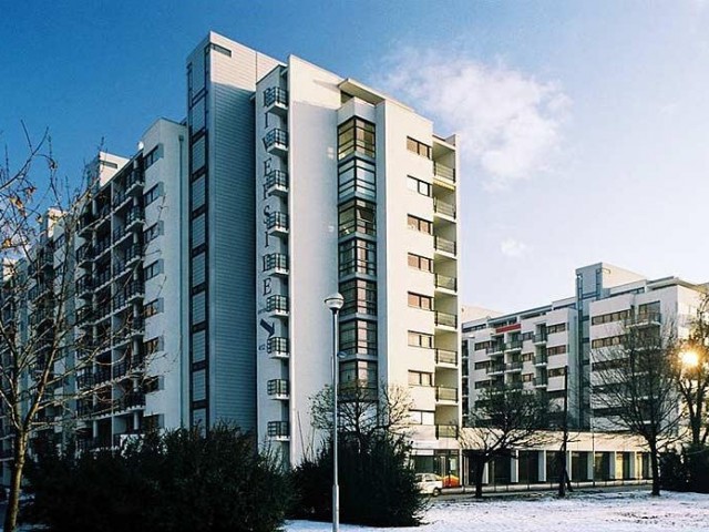 XIII_budapest_luxus_riverside_lakopark_kiado_luxuslakas