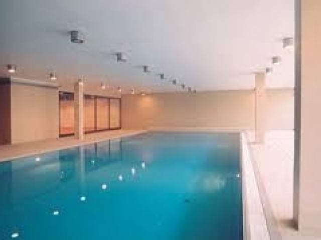 XIII_budapest_luxus_riverside_lakopark_kiado_luxuslakas