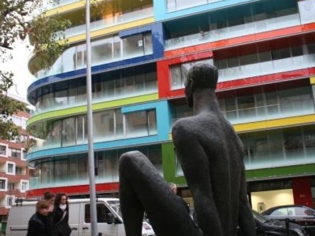 XI_ujbudan_allee_simlpon_udvarban_kiado_lakas