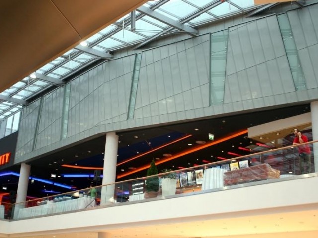 XI_ujbudan_allee_simlpon_udvarban_kiado_lakas