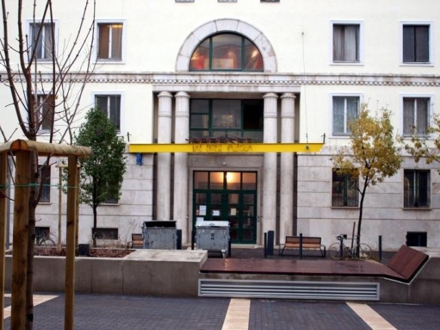 XI_ujbudan_allee_simlpon_udvarban_kiado_lakas