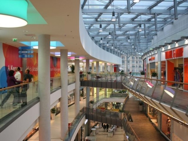 XI_ujbuda_allee_simplon_udvar_elado_luxus_lakas