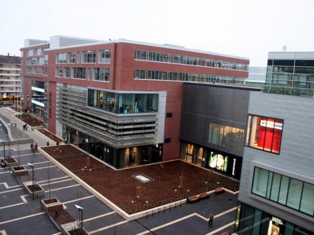 XI_ujbudan_allee_simlpon_udvarban_kiado_lakas