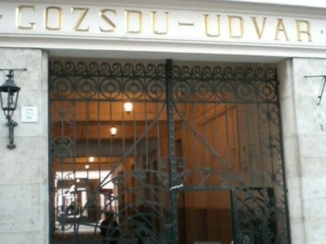 budapest_belvaros_gozsdu_udvar_elado_lakas