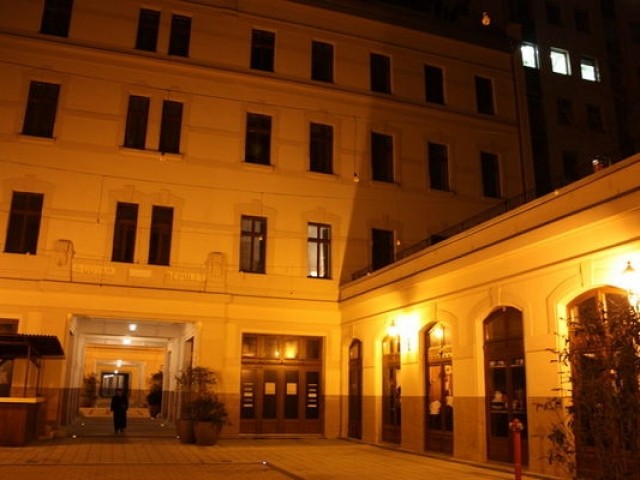 budapest_belvaros_gozsdu_udvar_elado_lakas